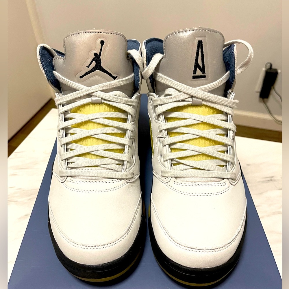 Jordan 5 (Dusk)